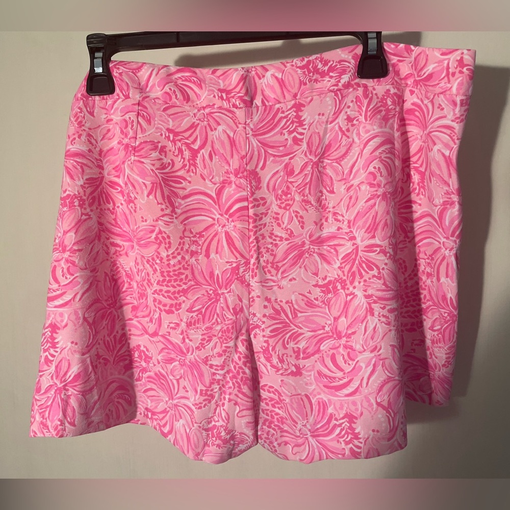 NWT! Lily Pulitzer Fola shorts.
